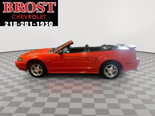 2004 Ford Mustang Deluxe