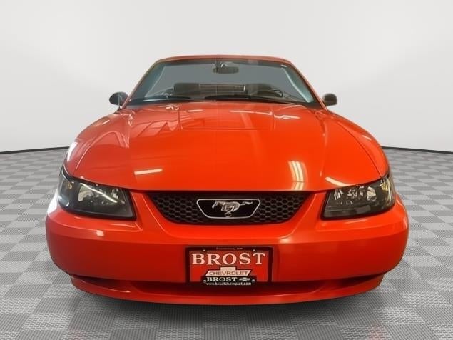 2004 Ford Mustang Deluxe