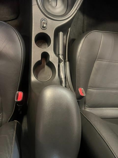 2004 Ford Mustang Deluxe