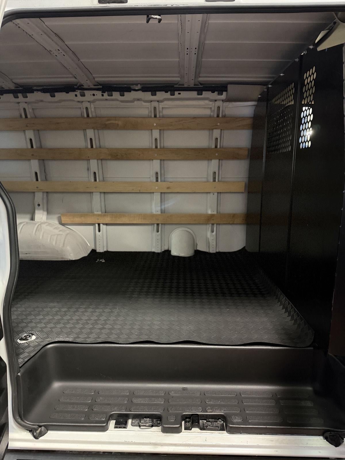 2024 Chevrolet Express Cargo 2500 WT