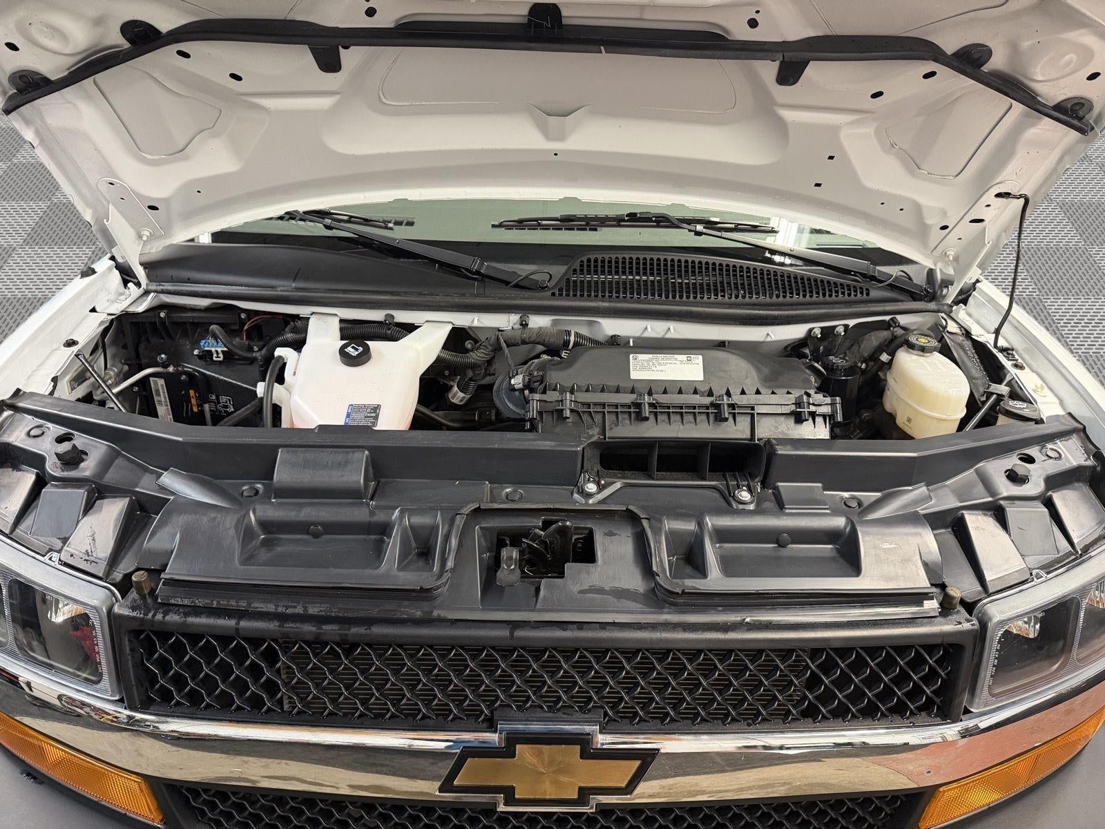 2024 Chevrolet Express Cargo 2500 WT