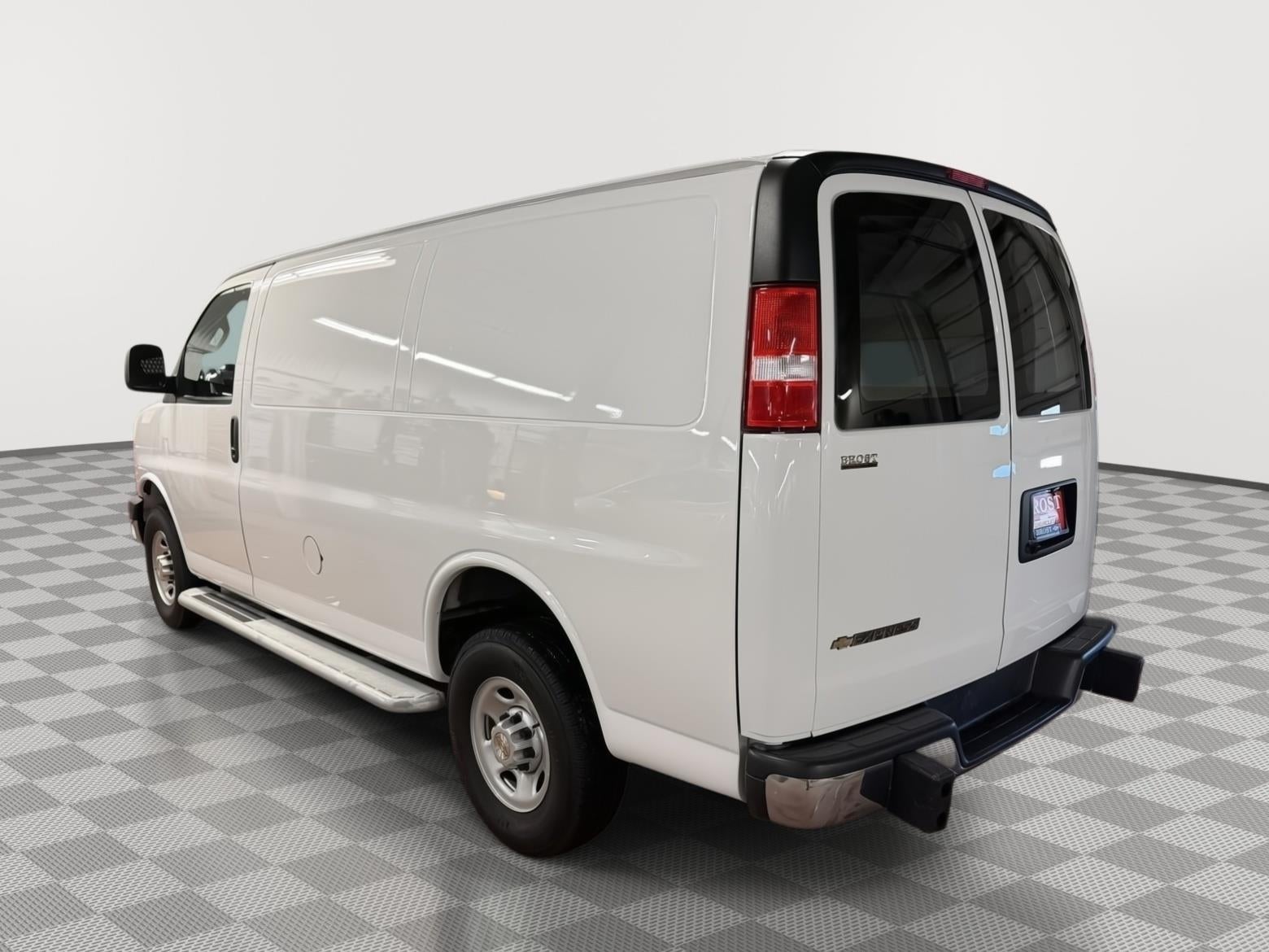 2024 Chevrolet Express Cargo 2500 WT