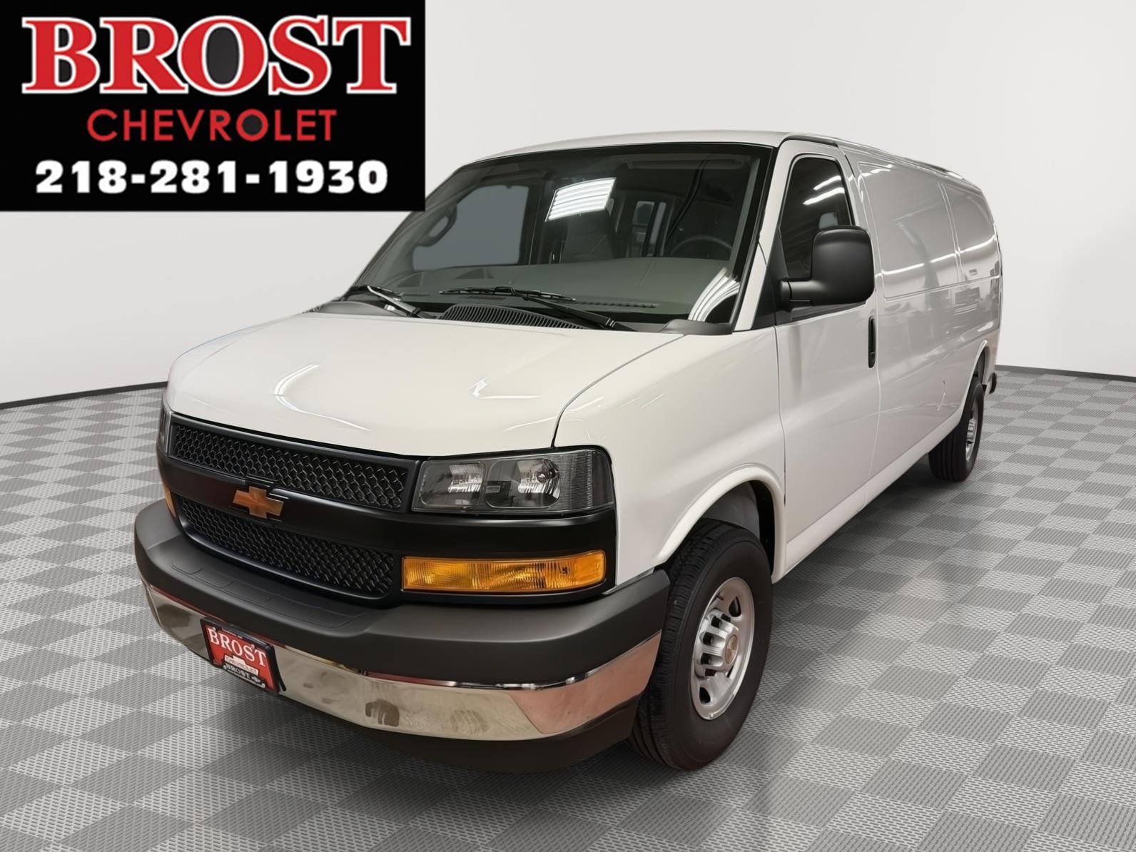 2026 Chevrolet Express 3500 Extended Work Van's photo