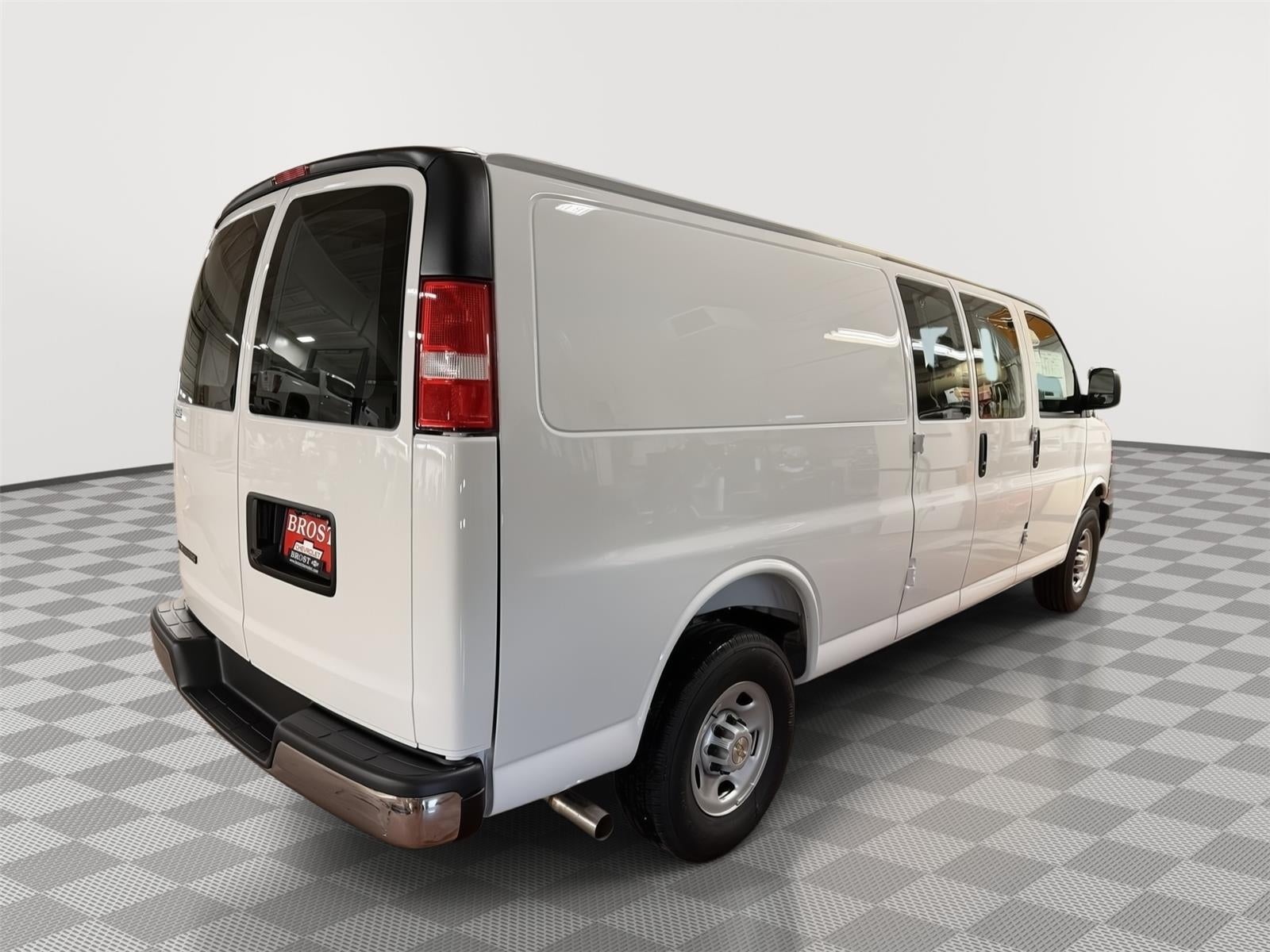 2026 Chevrolet Express Cargo WT