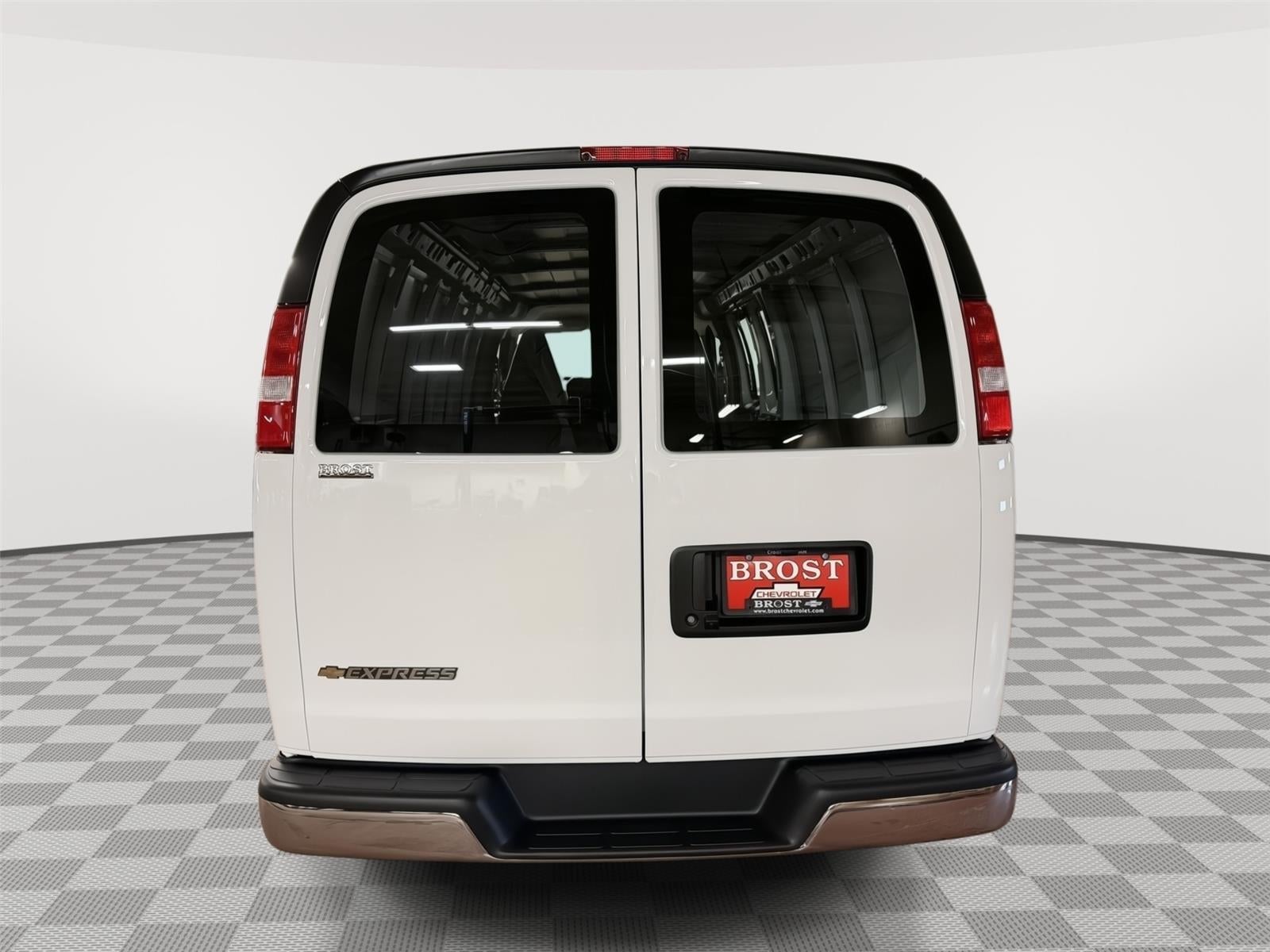 2026 Chevrolet Express Cargo WT