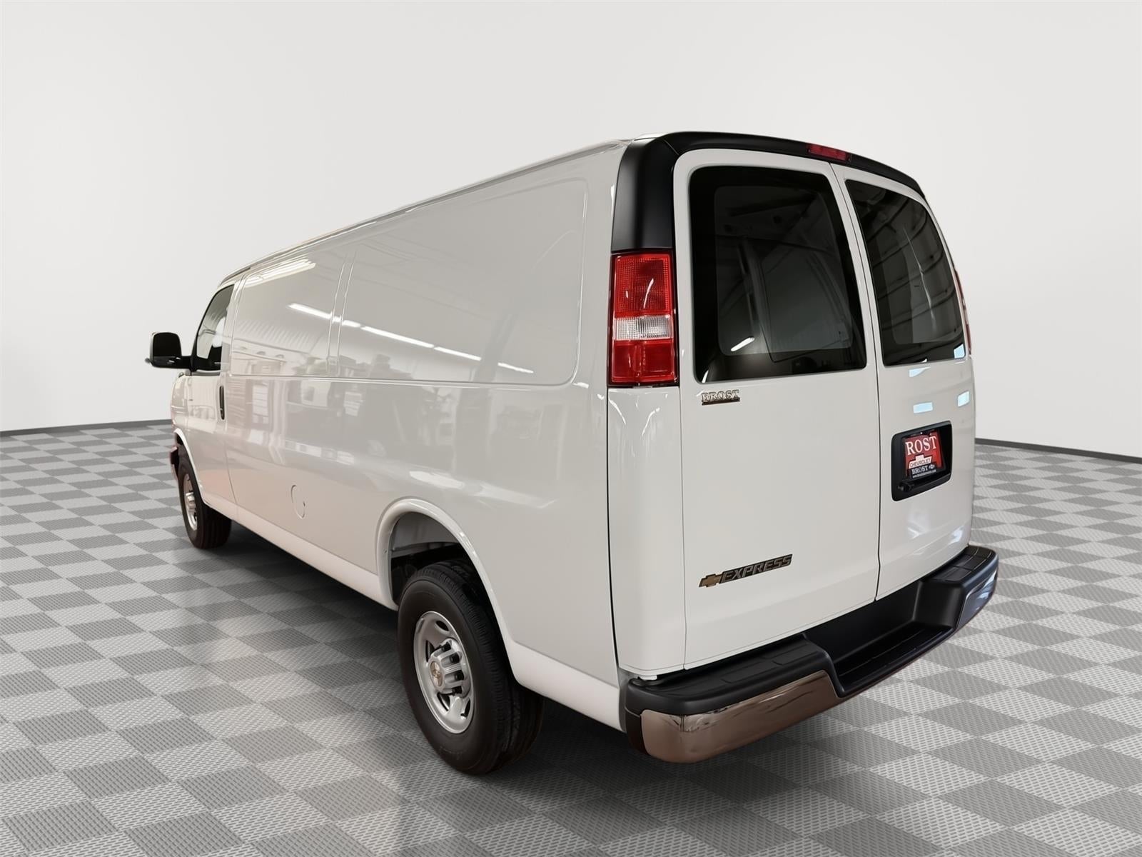 2026 Chevrolet Express Cargo WT