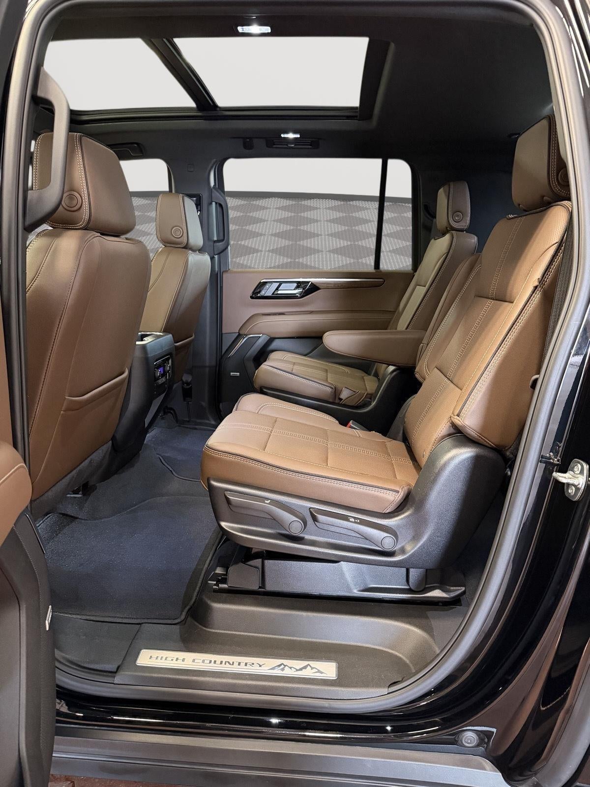 2025 Chevrolet Suburban High Country