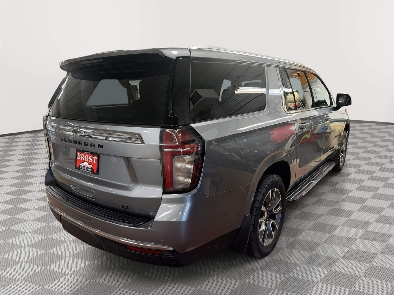 2021 Chevrolet Suburban LT