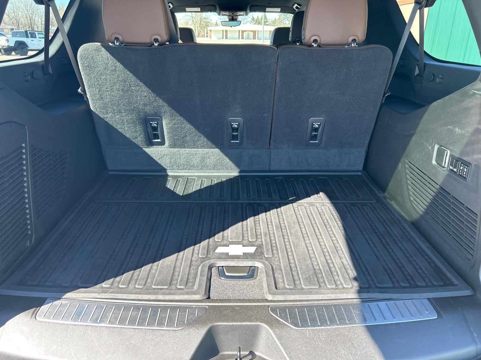 2022 Chevrolet Suburban High Country