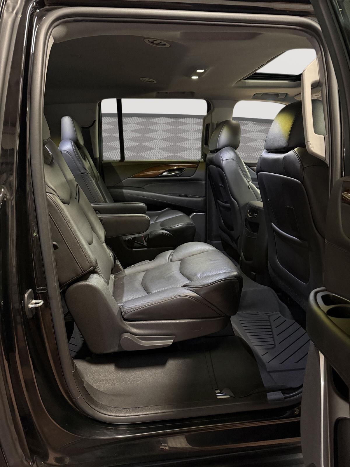 2020 Cadillac Escalade ESV Luxury