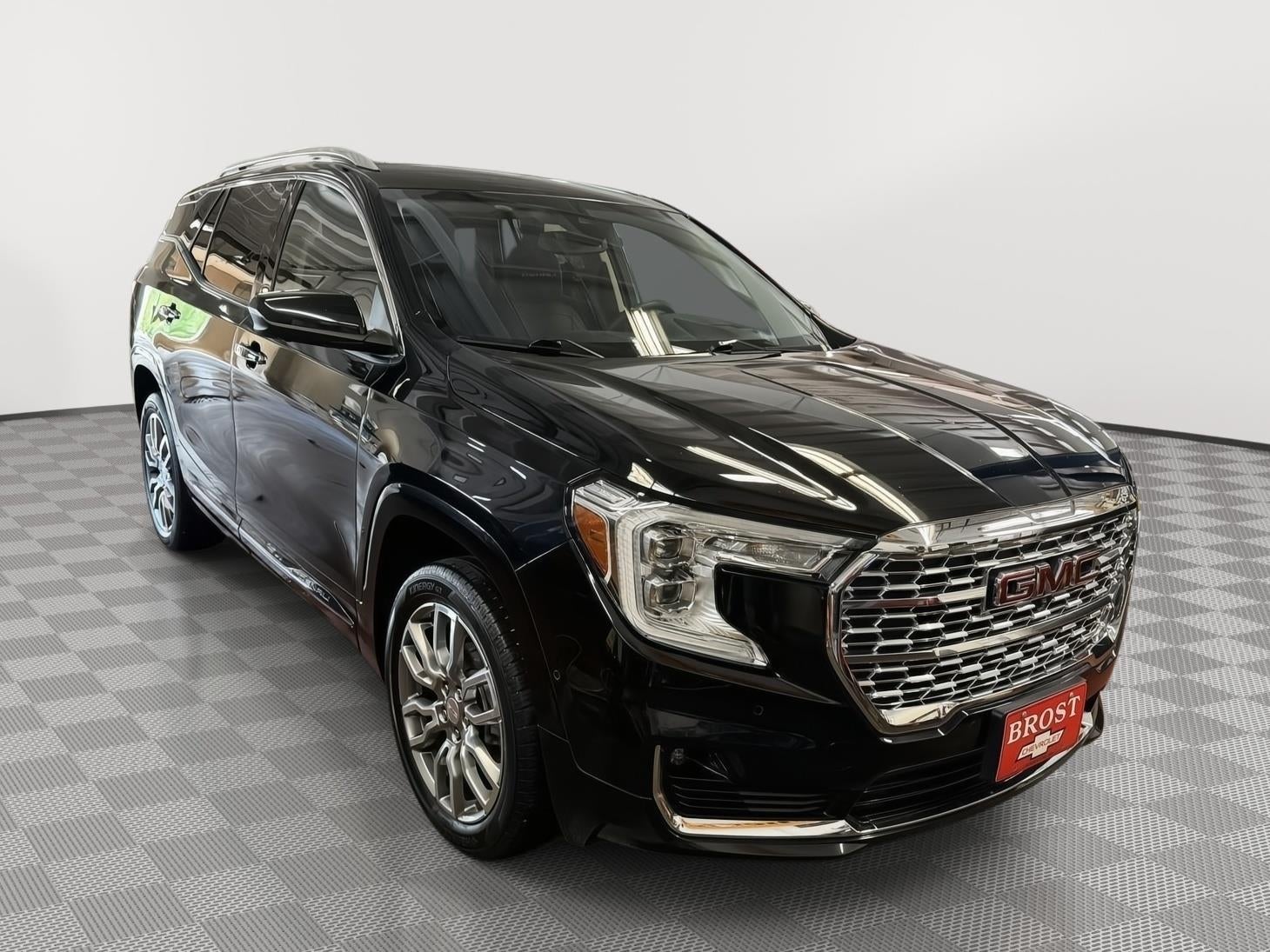 2023 GMC Terrain Denali
