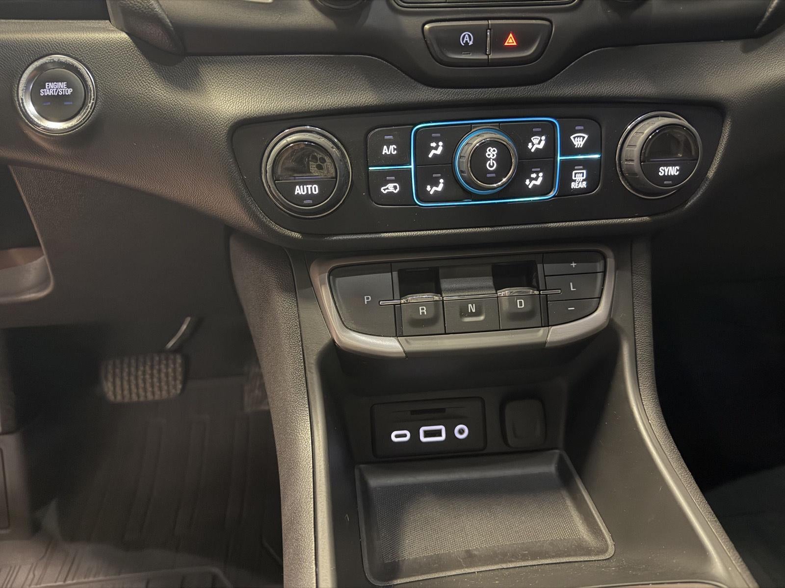 2023 GMC Terrain AT4