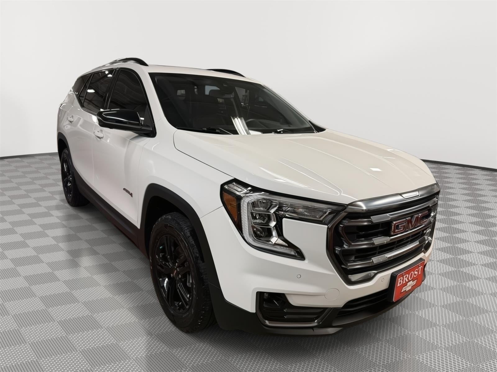 2023 GMC Terrain AT4