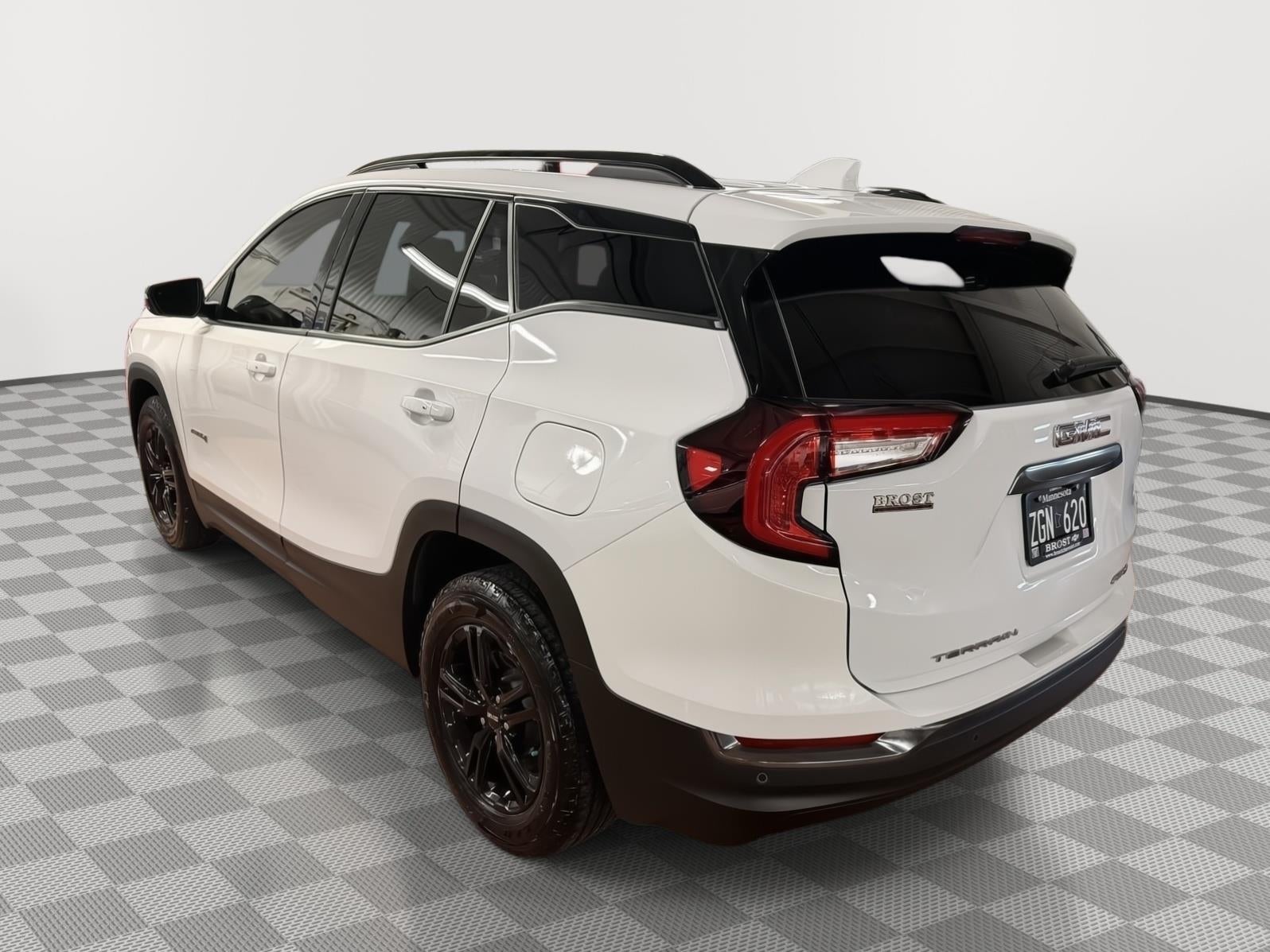 2023 GMC Terrain AT4