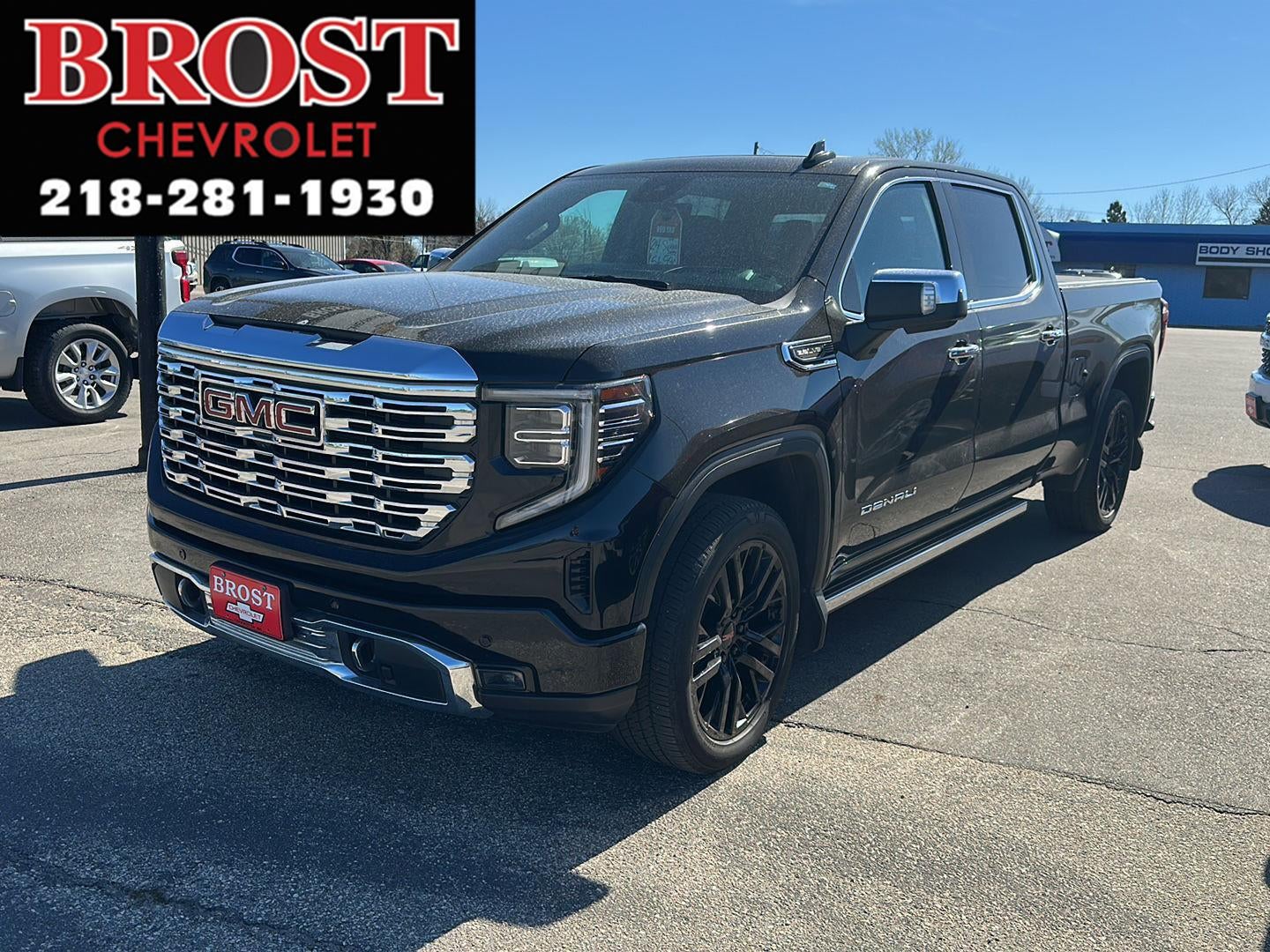 2024 GMC Sierra Denali 4WD Crew Cab Short Box's photo