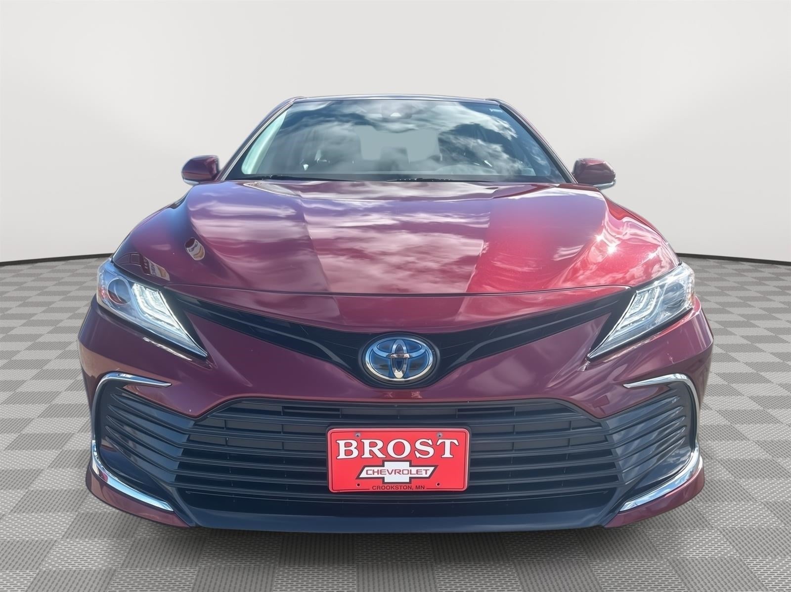 2021 Toyota Camry Hybrid XLE