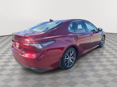 2021 Toyota Camry Hybrid XLE