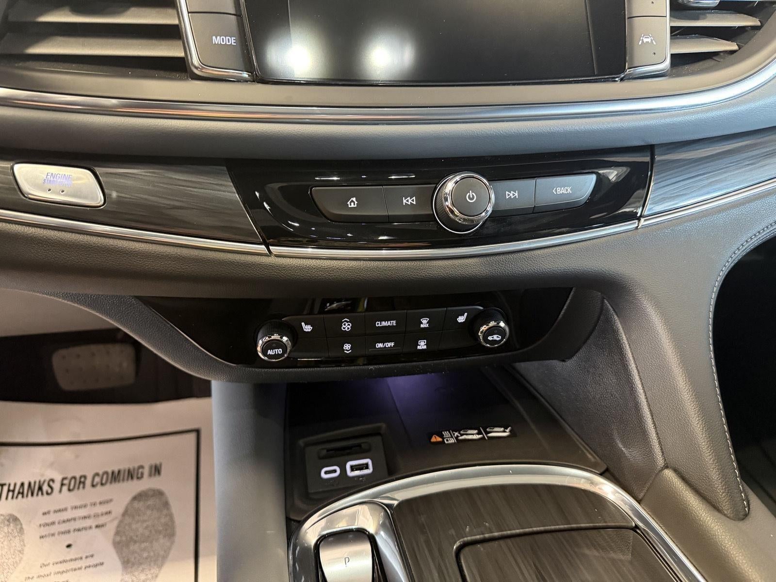 2023 Buick Enclave Essence